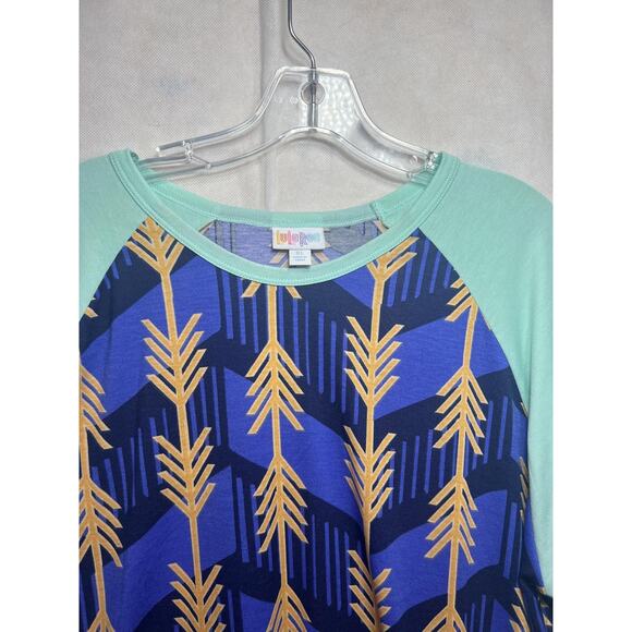Lularoe Womens XL Arrow Print 3/4 Sleeve Raglan Top Blue Teal Unique Pattern NWT - Picture 3 of 11